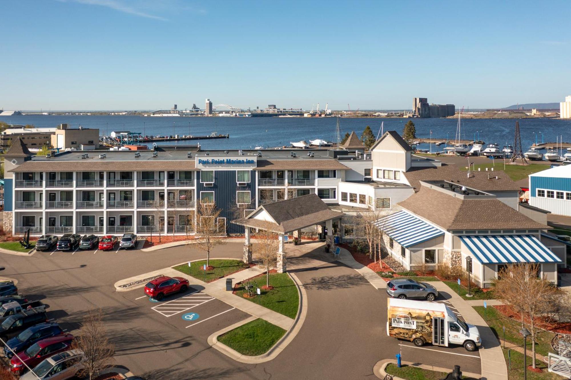 Park Point Marina Inn Duluth Bagian luar foto