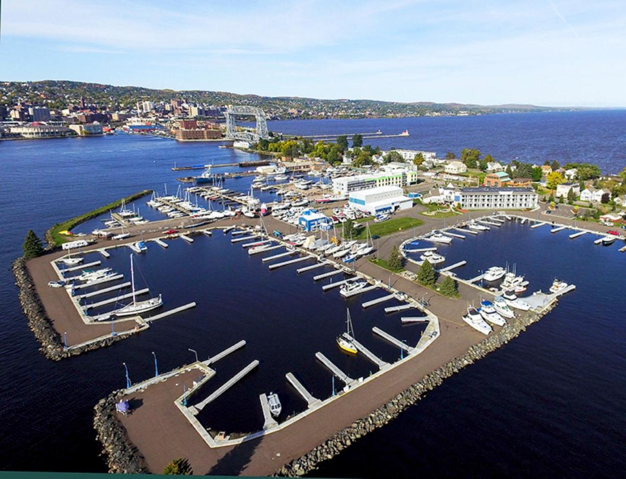 Park Point Marina Inn Duluth Bagian luar foto