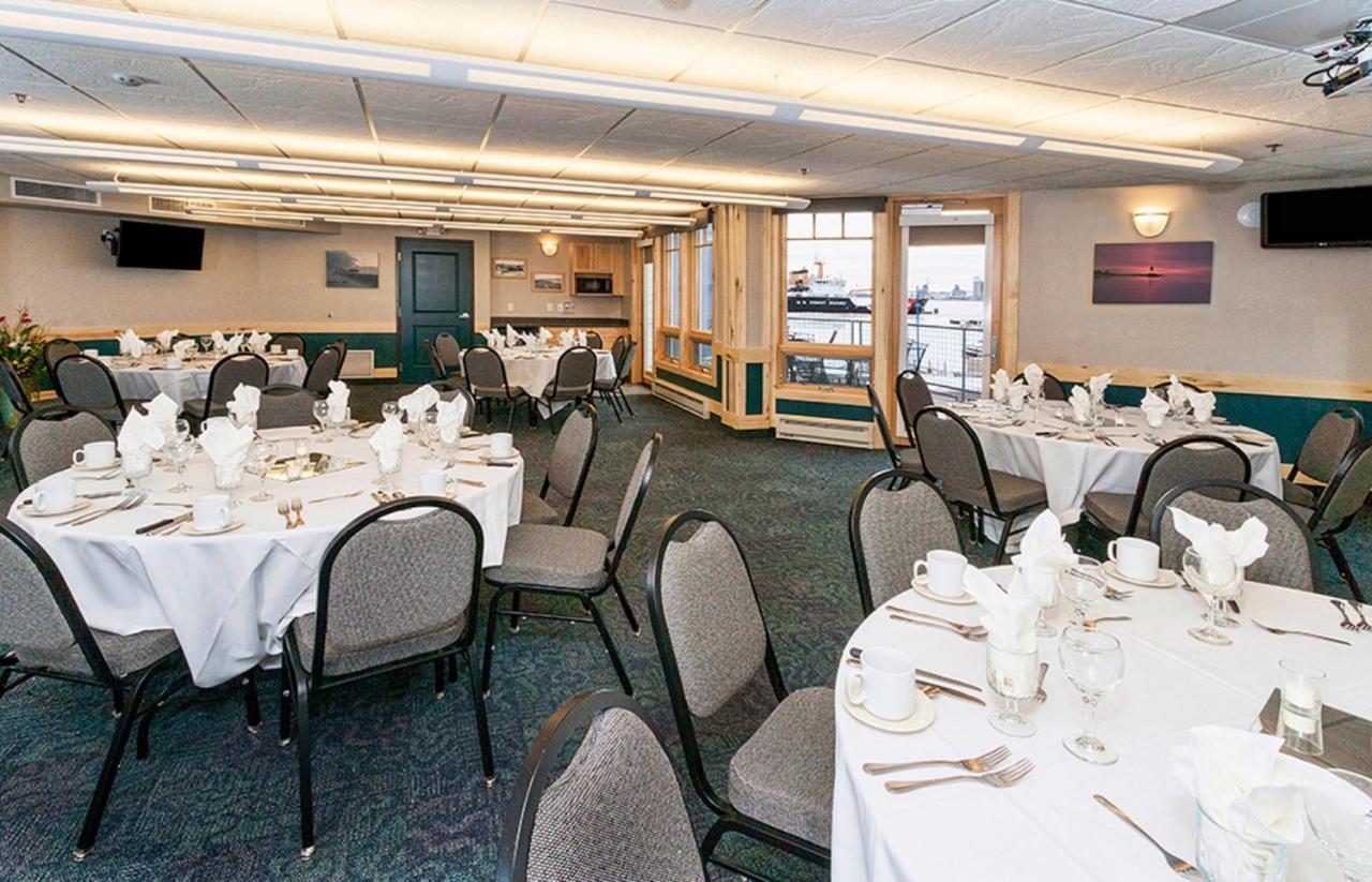 Park Point Marina Inn Duluth Bagian luar foto
