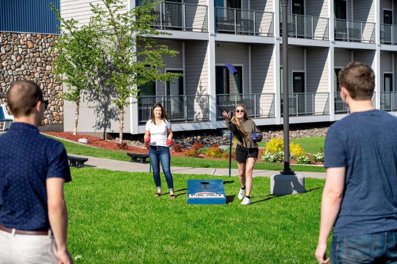Park Point Marina Inn Duluth Bagian luar foto